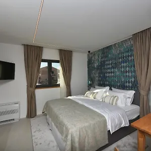 https://villa-manda-zadar-new-luxury-apartments.hotelinzadar.com